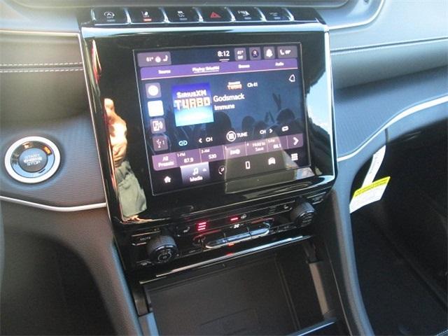 new 2025 Jeep Grand Cherokee car, priced at $39,253