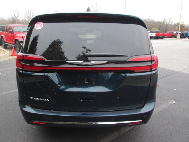 new 2025 Chrysler Pacifica car, priced at $42,661