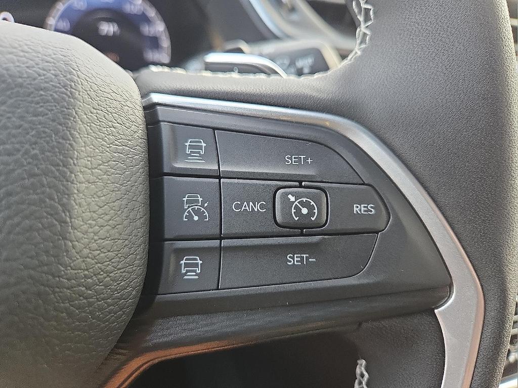 new 2025 Jeep Grand Cherokee car, priced at $41,669