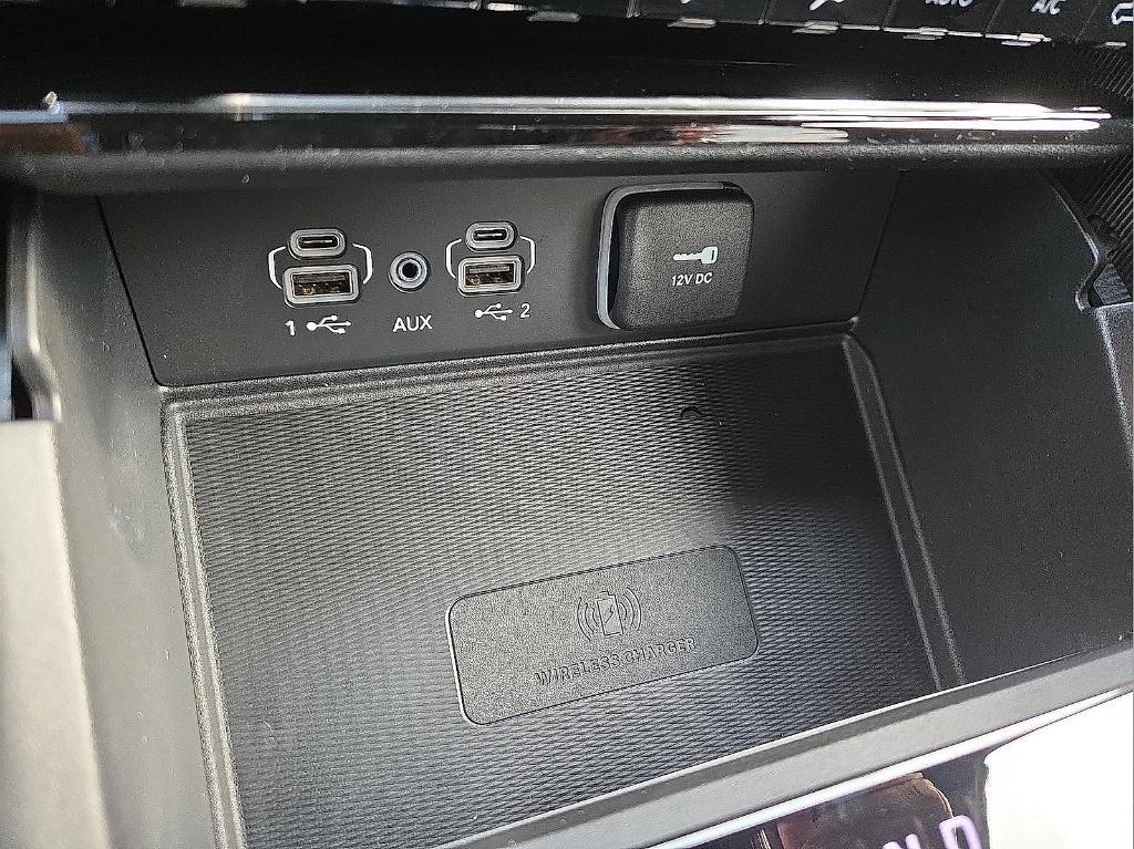 new 2025 Jeep Grand Cherokee car, priced at $41,669