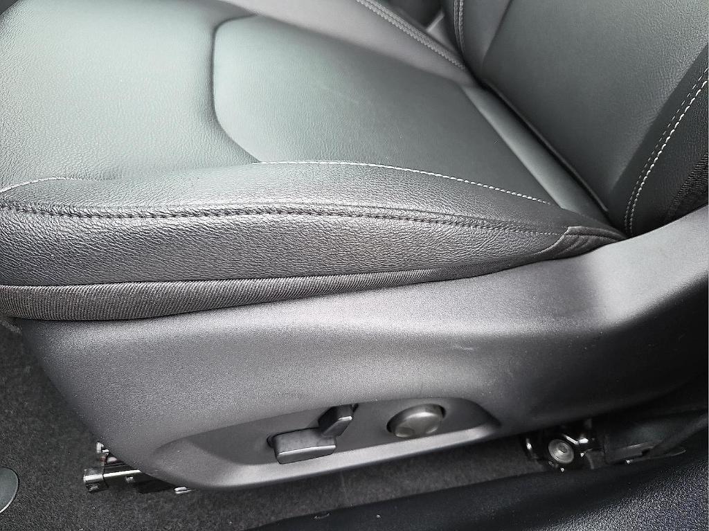 new 2026 Jeep Compass car, priced at $32,449