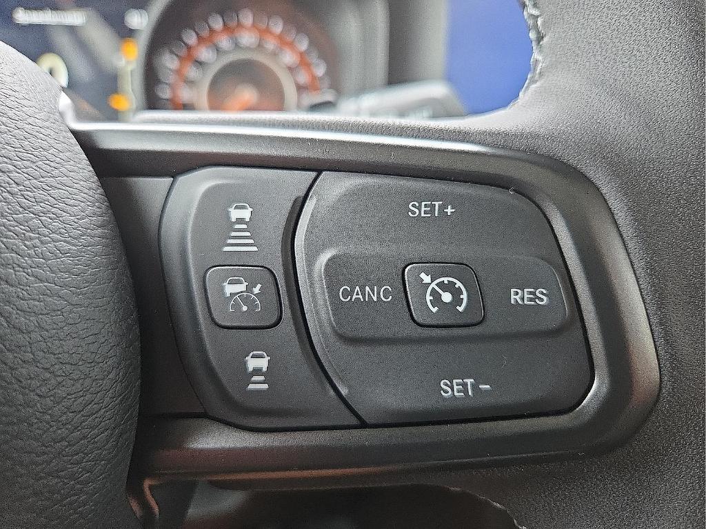 new 2025 Jeep Wrangler car, priced at $49,223