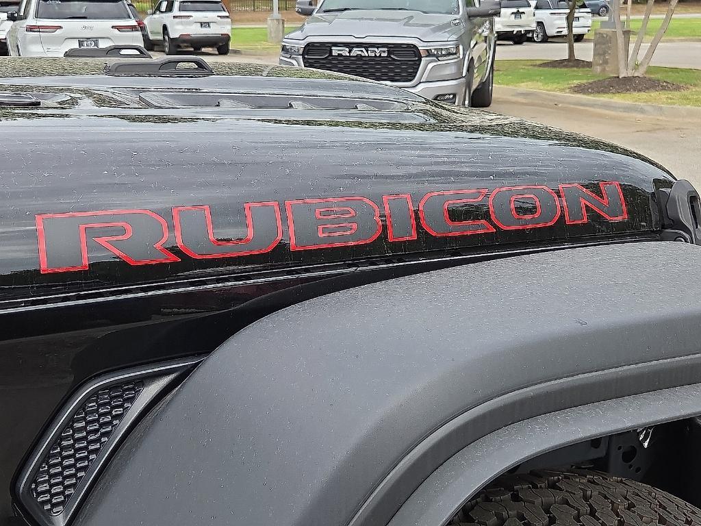 new 2025 Jeep Wrangler car, priced at $55,649