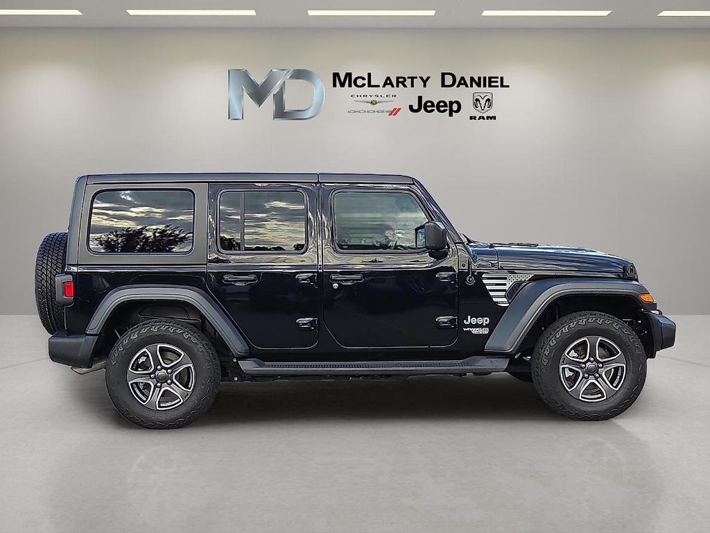 used 2021 Jeep Wrangler Unlimited car, priced at $22,329