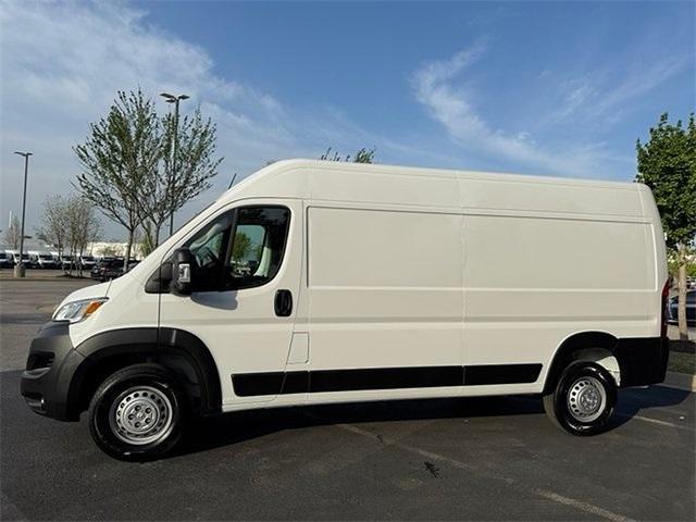 new 2025 Ram ProMaster 2500 car, priced at $50,908