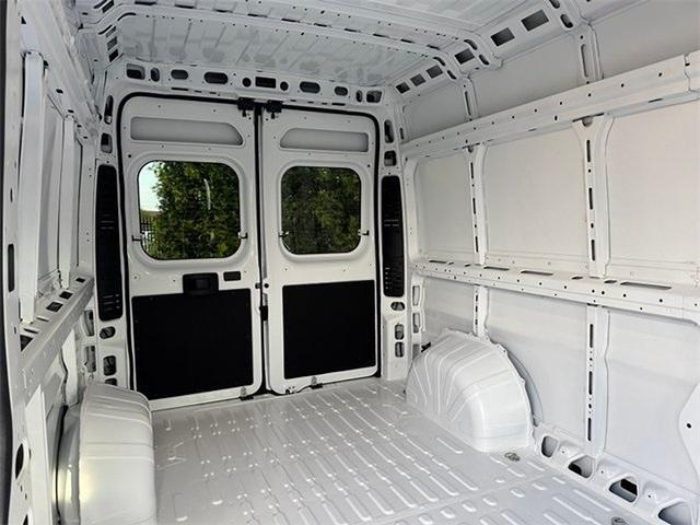 new 2025 Ram ProMaster 2500 car, priced at $50,908