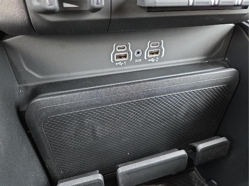 new 2025 Ram 1500 car, priced at $45,213