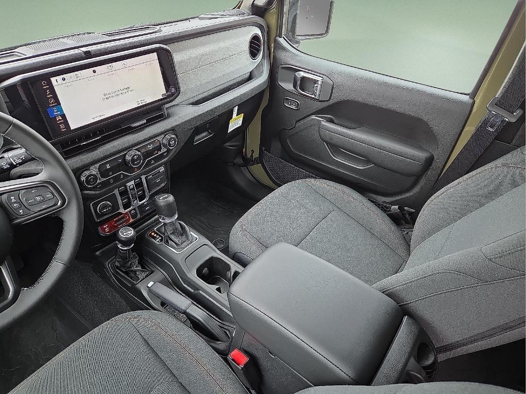 new 2025 Jeep Wrangler car, priced at $47,428