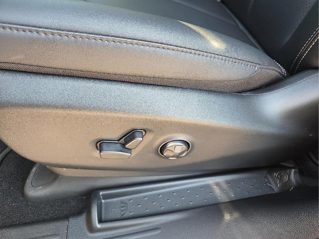 new 2025 Chrysler Voyager car, priced at $35,521