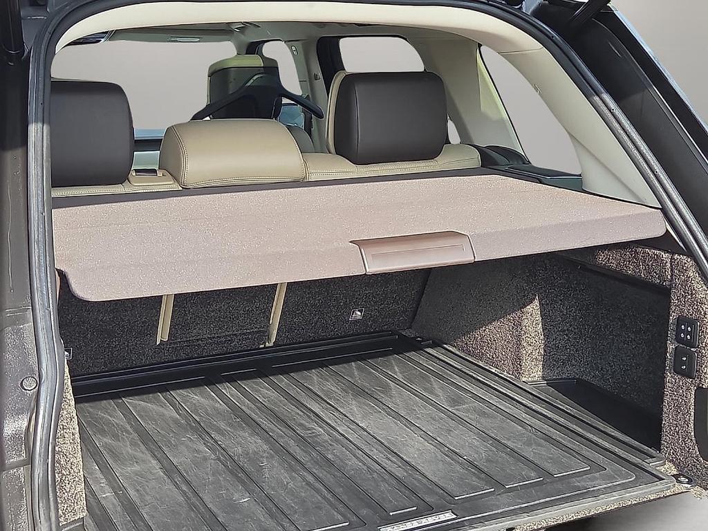 used 2018 Land Rover Range Rover car, priced at $27,975