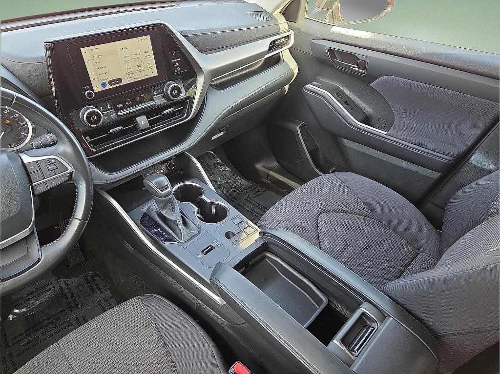 used 2024 Toyota Highlander car, priced at $33,605