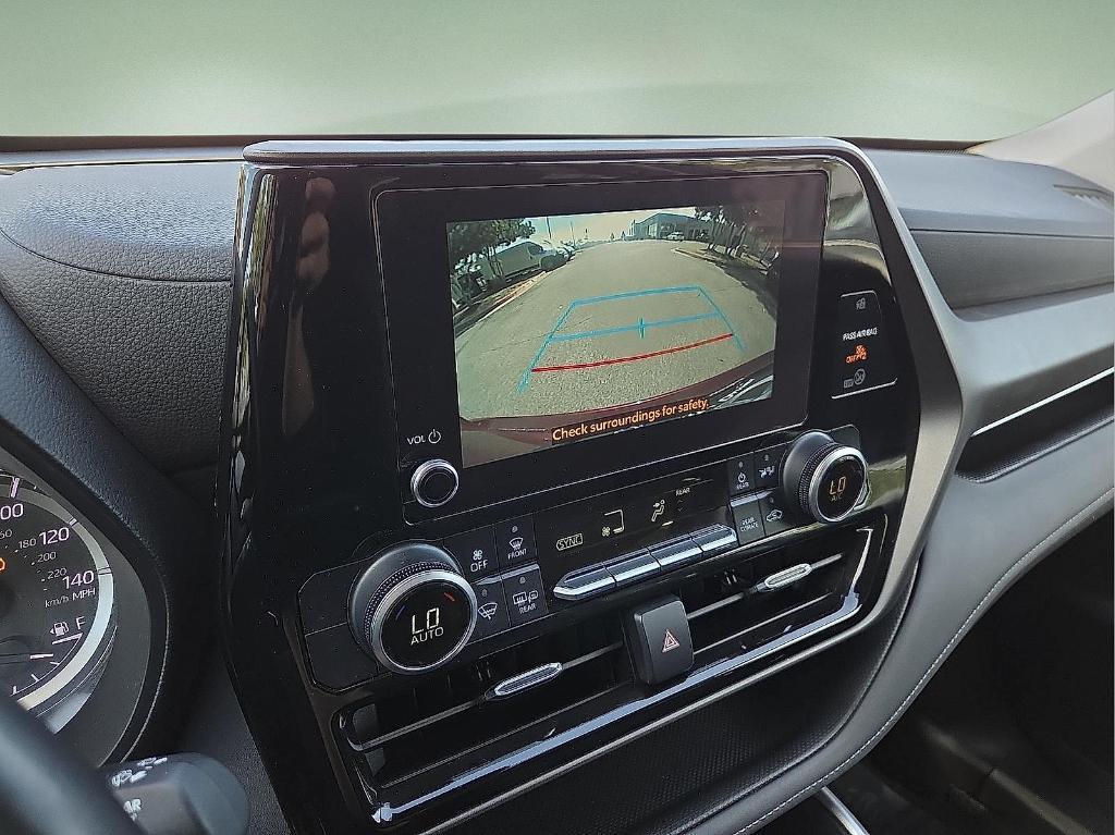 used 2024 Toyota Highlander car, priced at $33,605