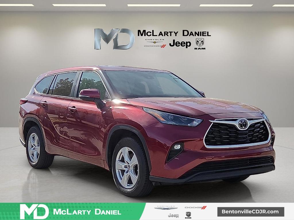 used 2024 Toyota Highlander car, priced at $33,605