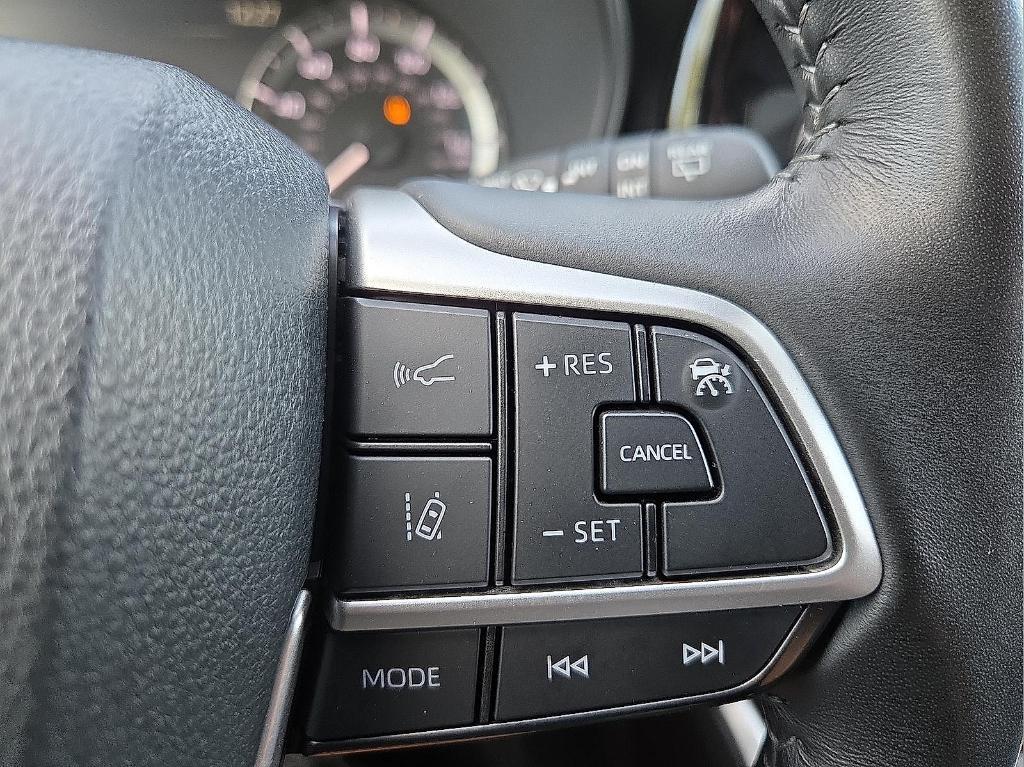 used 2024 Toyota Highlander car, priced at $33,605