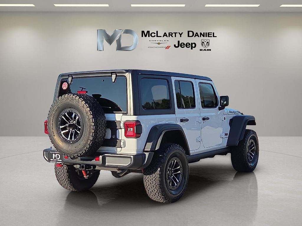 new 2025 Jeep Wrangler car, priced at $51,165