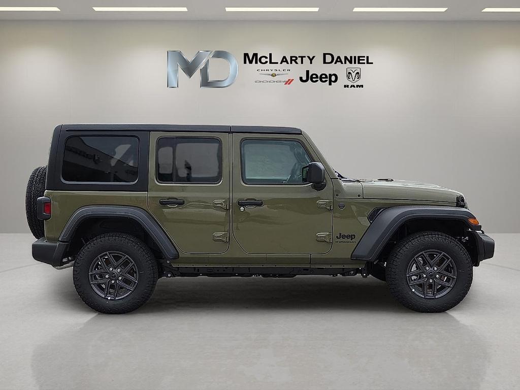 new 2025 Jeep Wrangler car, priced at $43,792