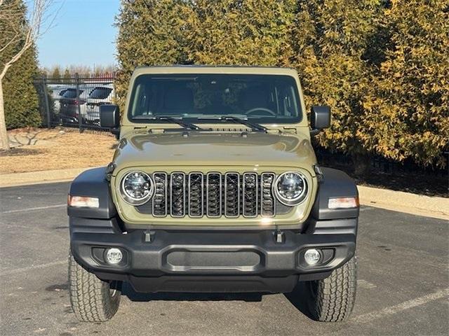 new 2025 Jeep Wrangler car, priced at $41,652