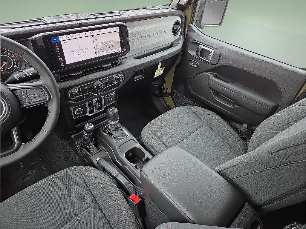 new 2025 Jeep Wrangler car, priced at $43,792