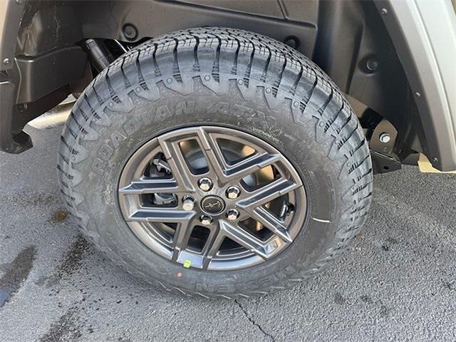 new 2025 Jeep Wrangler car, priced at $41,652