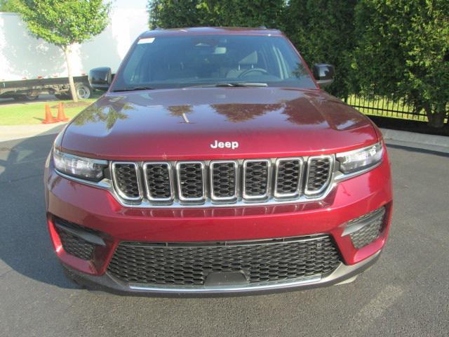 new 2024 Jeep Grand Cherokee car, priced at $33,107