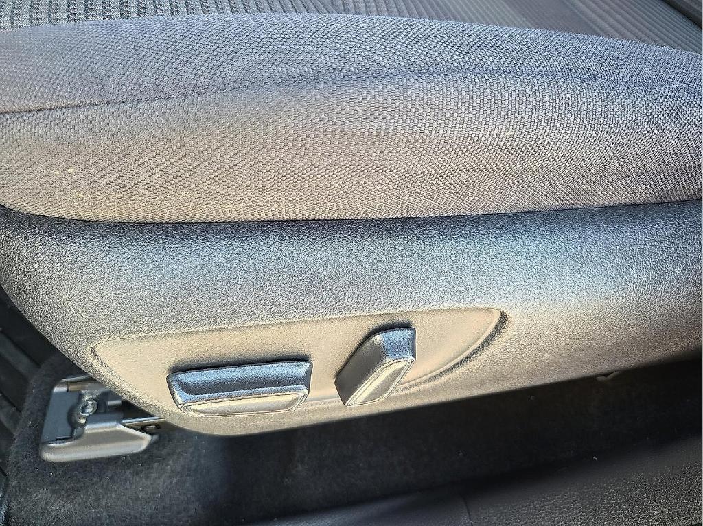 used 2021 Toyota Highlander car, priced at $24,990