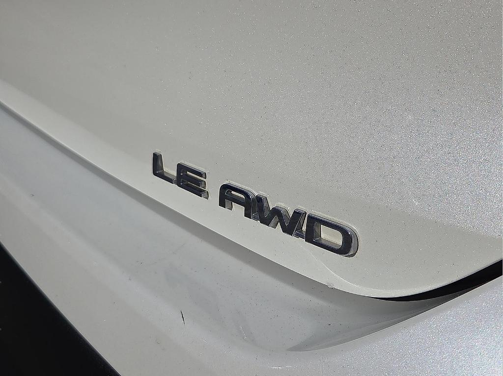 used 2021 Toyota Highlander car, priced at $24,990