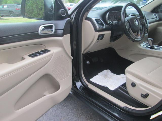 used 2021 Jeep Grand Cherokee car, priced at $26,735