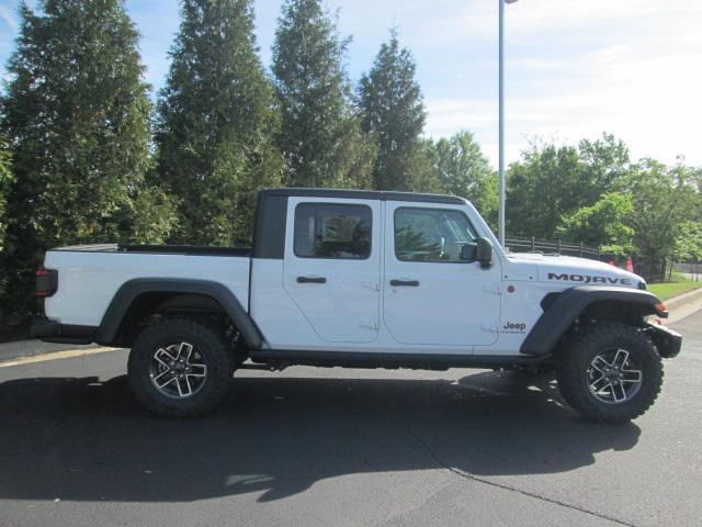 new 2024 Jeep Gladiator car, priced at $62,030