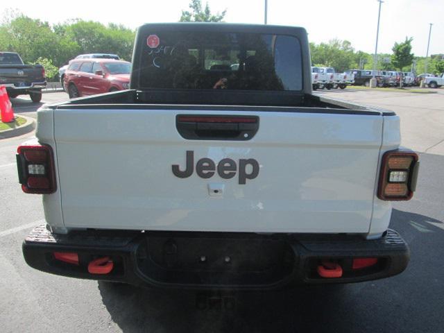 new 2024 Jeep Gladiator car, priced at $62,030