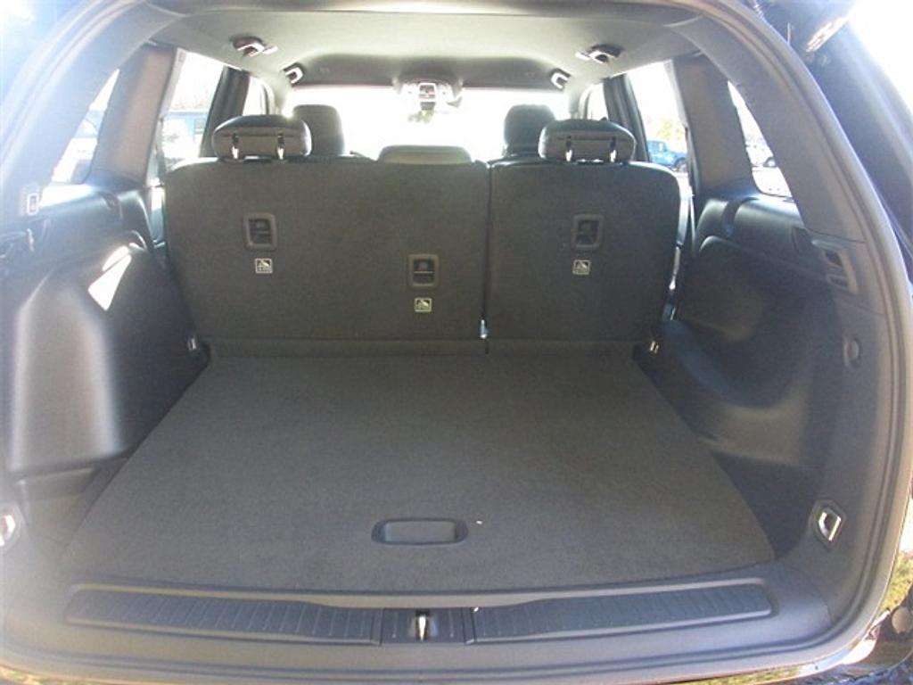 new 2025 Jeep Grand Cherokee car, priced at $38,857