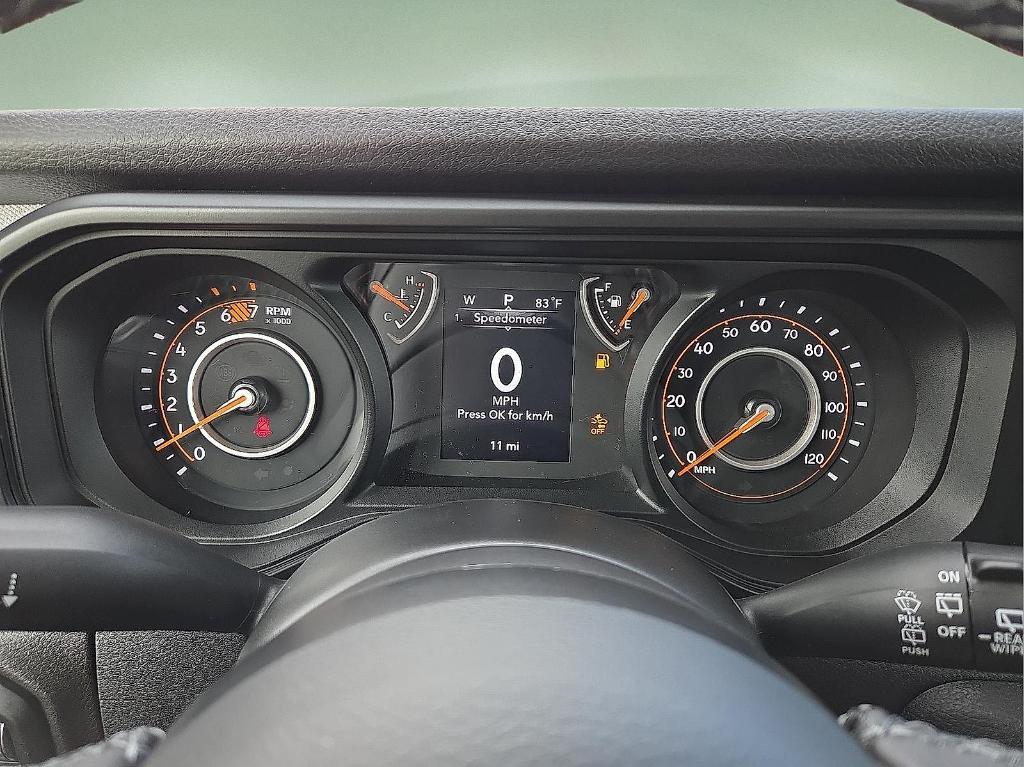 new 2025 Jeep Wrangler car, priced at $43,472