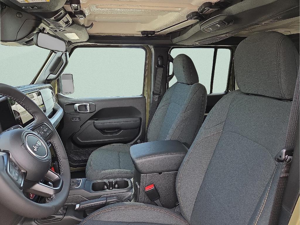 new 2025 Jeep Wrangler car, priced at $44,333