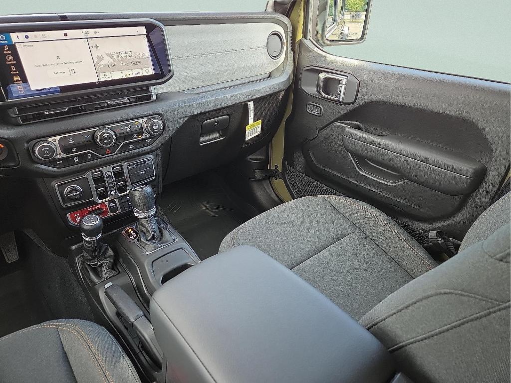 new 2025 Jeep Wrangler car, priced at $44,333