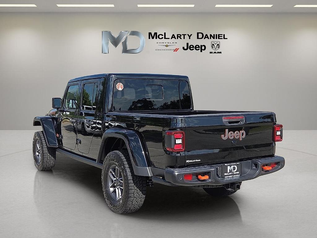 new 2025 Jeep Gladiator car, priced at $51,974