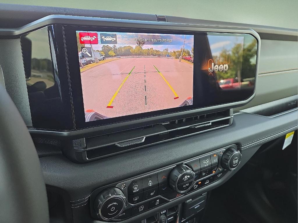 new 2025 Jeep Gladiator car, priced at $51,974