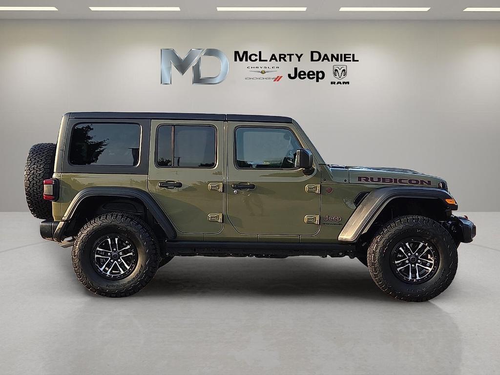 new 2025 Jeep Wrangler car, priced at $60,091