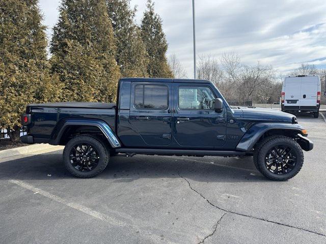 new 2025 Jeep Gladiator car, priced at $46,975