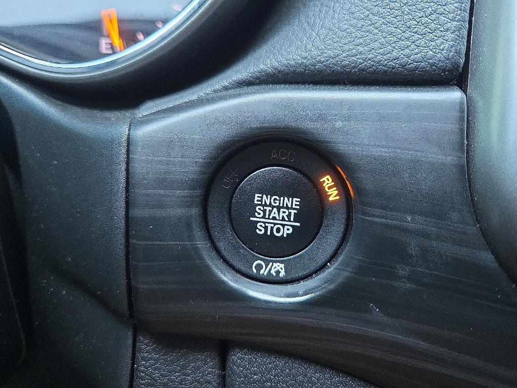 used 2020 Jeep Grand Cherokee car, priced at $18,785