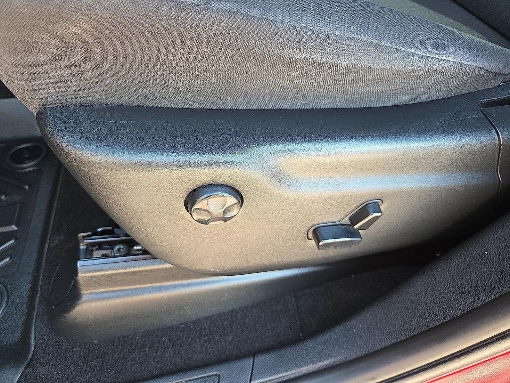 used 2020 Jeep Grand Cherokee car, priced at $18,785