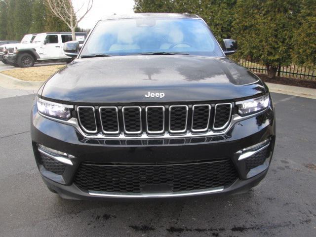 new 2025 Jeep Grand Cherokee car, priced at $43,508