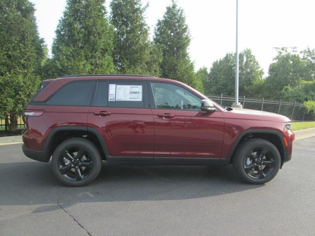 new 2024 Jeep Grand Cherokee car, priced at $41,977