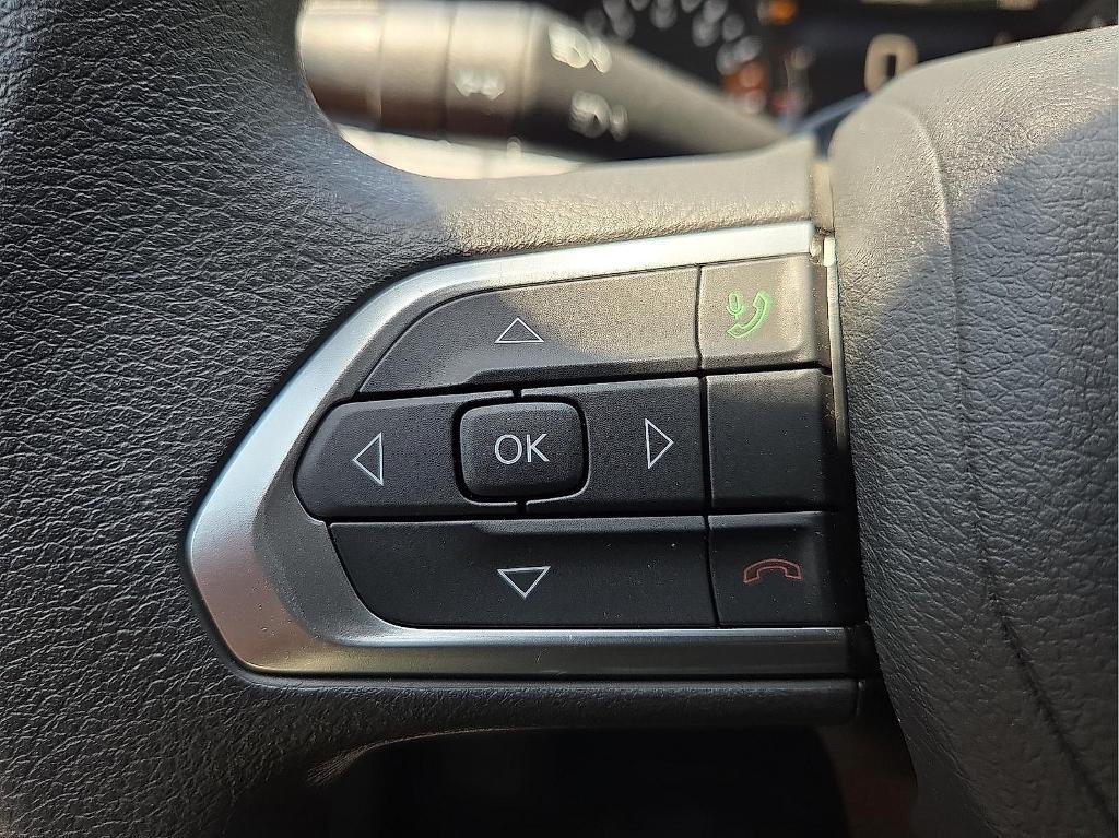 new 2025 Jeep Compass car, priced at $24,338