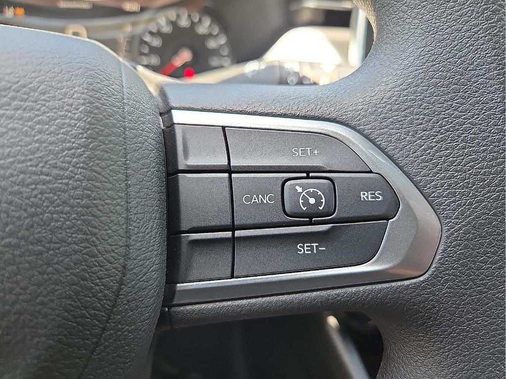 new 2025 Jeep Compass car, priced at $24,338