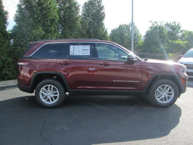 new 2024 Jeep Grand Cherokee car, priced at $35,930