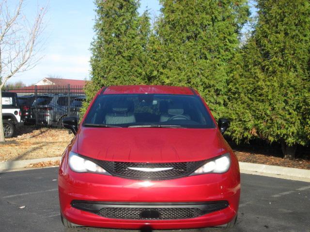 new 2025 Chrysler Voyager car, priced at $39,177