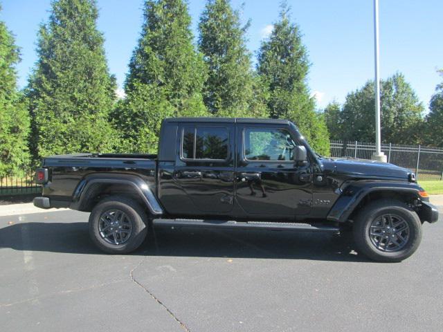 new 2024 Jeep Gladiator car, priced at $46,663