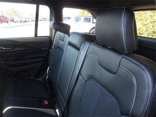 new 2025 Jeep Grand Cherokee car, priced at $38,739