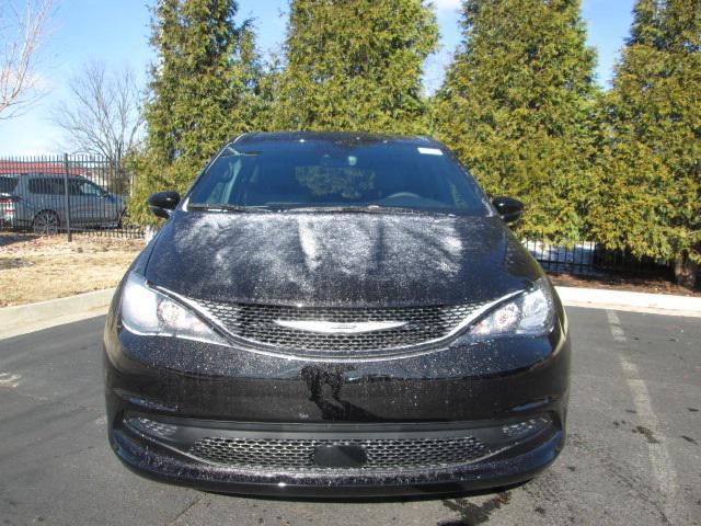 new 2025 Chrysler Voyager car, priced at $39,246