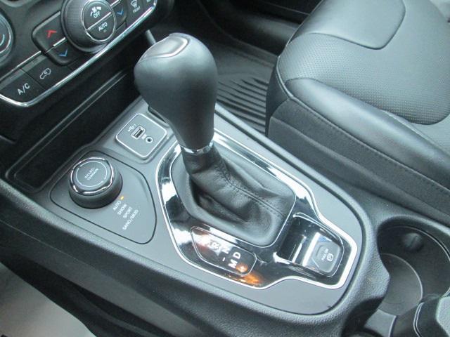 used 2023 Jeep Cherokee car, priced at $32,954