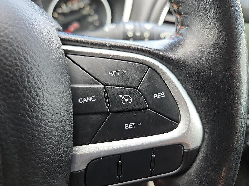 used 2020 Jeep Compass car, priced at $15,869